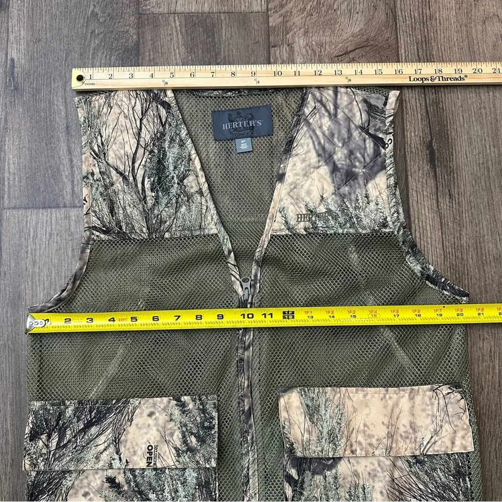 Cabela’s Herter’s Mesh lightweight Hunting Fishing Vest Men’s Size S Camo Green